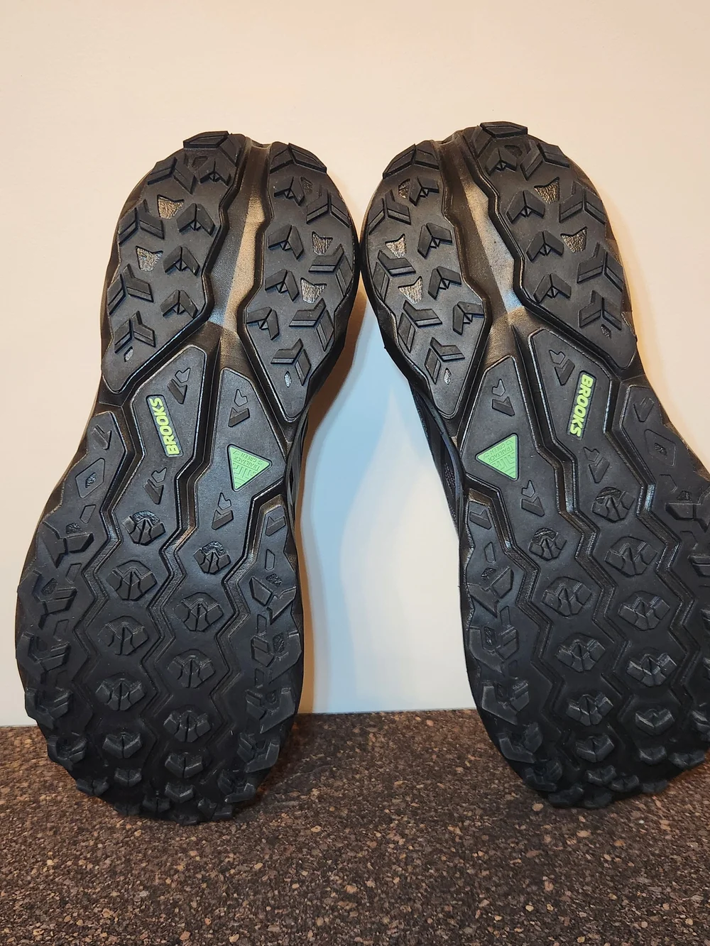 Brooks Cascadia 19 Trail Running Shoes Mens Size 11.5